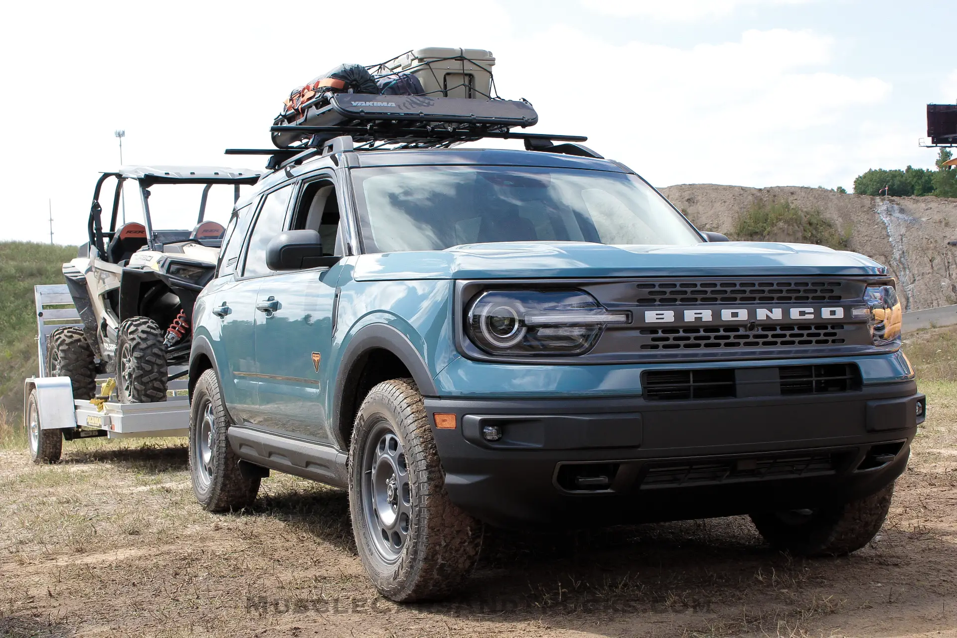 How much can a Ford Bronco tow