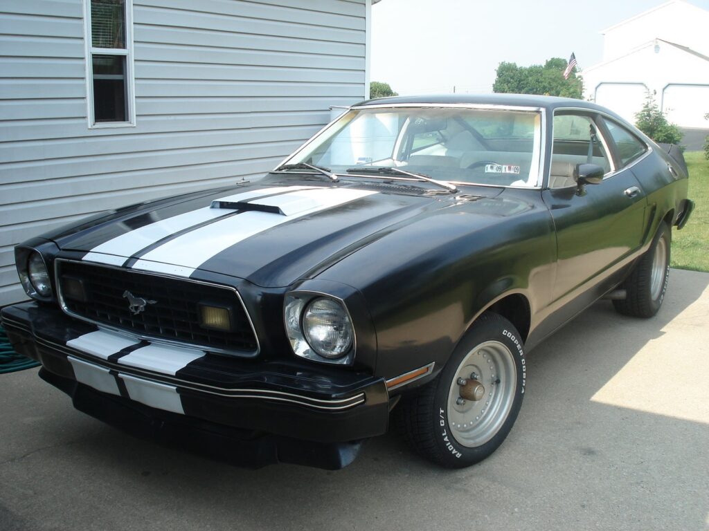 1977 Ford Mustang