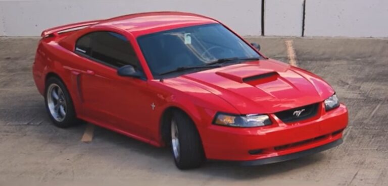 2003 Ford Mustang