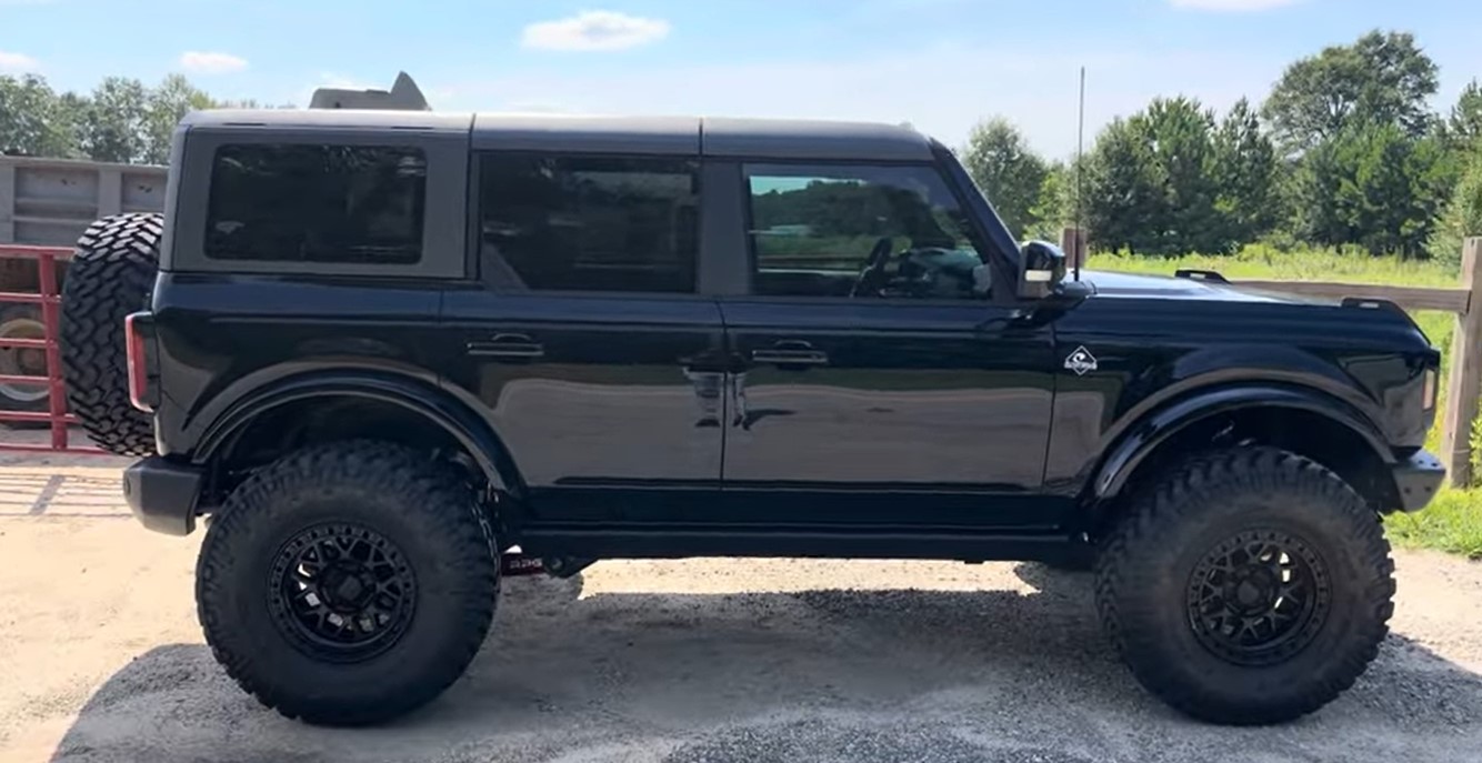 Lifted Ford Bronco