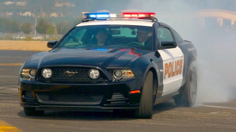 Police Car Ford Mustang