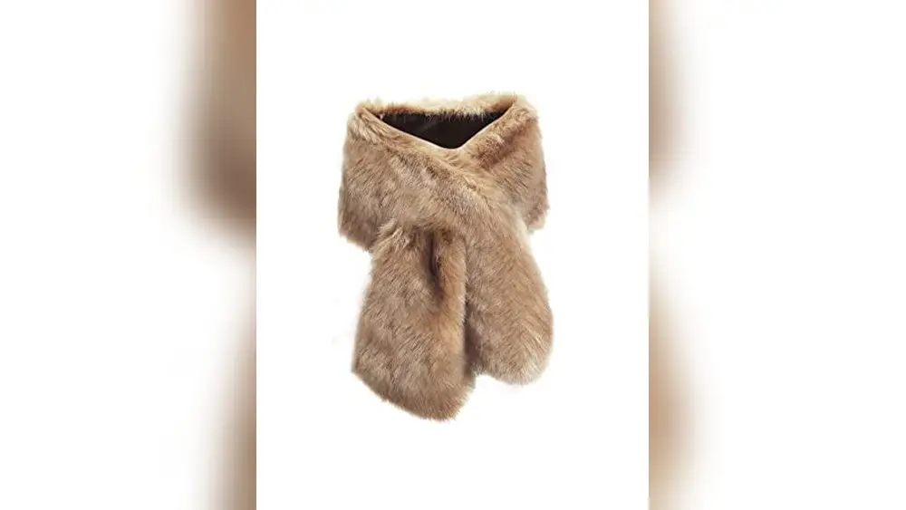 Best Fur Accessories for Theater Evenings