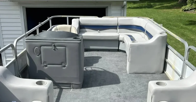 How to Measure for Pontoon Seat Covers